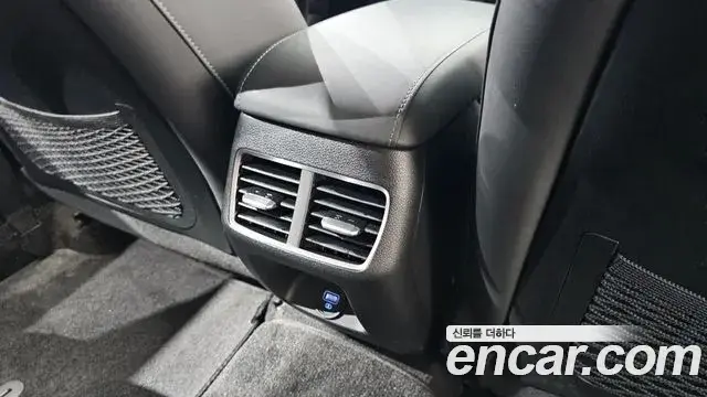 Hyundai Sonata Hybrid 2021 — ფოტო 16/30