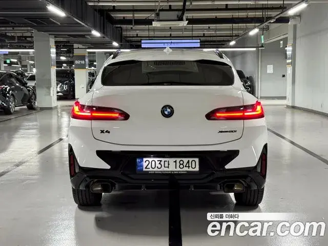 BMW X4 2022 — Фото 3/20