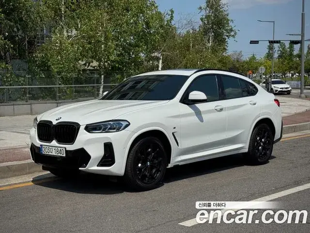 BMW X4 2022 — Фото 18/20
