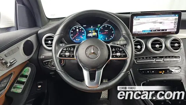 Mercedes-Benz GLC-Class 2023 — ფოტო 8/20