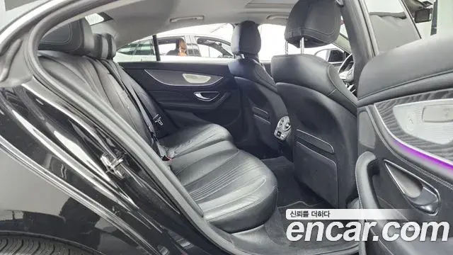 Mercedes-Benz CLS-Class 2019 — Photo 10/20