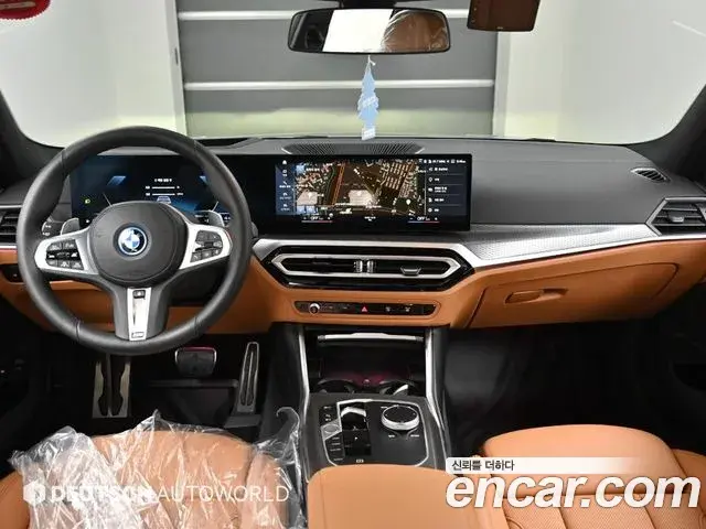 BMW 3 Series 2023 — Photo 16/20