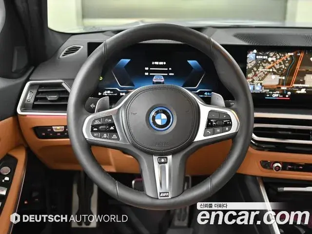 BMW 3 Series 2023 — Photo 15/20