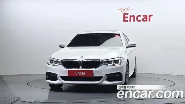 BMW 5 Series 2018 — Фото 3/20