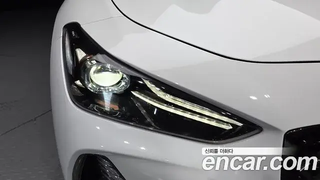 Genesis G70 2019 — Photo 28/37