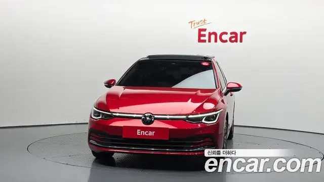 Volkswagen Golf 2024 — ფოტო 19/30