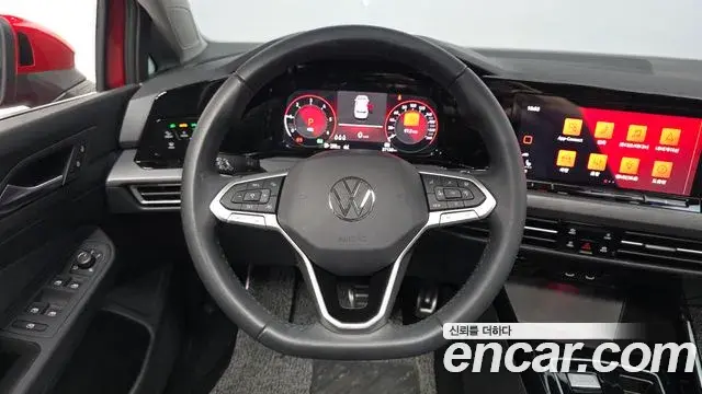 Volkswagen Golf 2024 — ფოტო 28/30