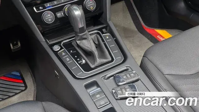 Volkswagen Arteon 2020 — ფოტო 13/31