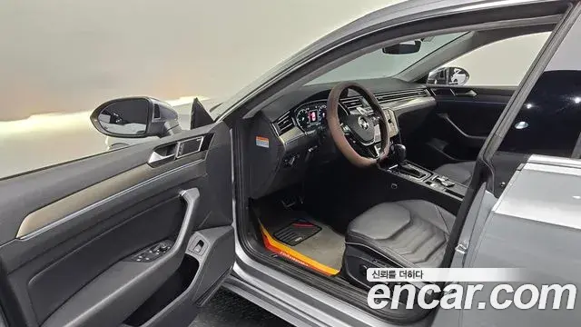 Volkswagen Arteon 2020 — ფოტო 25/31