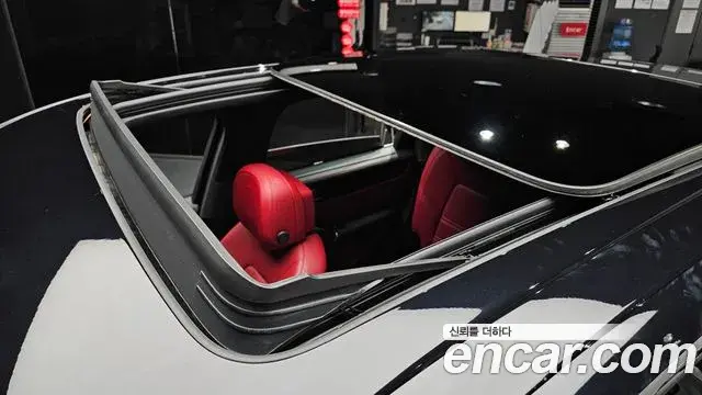 Porsche Cayenne 2022 — ფოტო 8/38