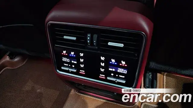 Porsche Cayenne 2022 — ფოტო 1/38