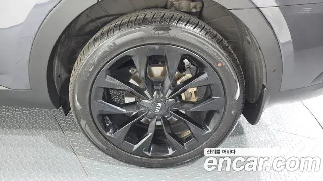 Kia Sorento 2021 — ფოტო 8/33