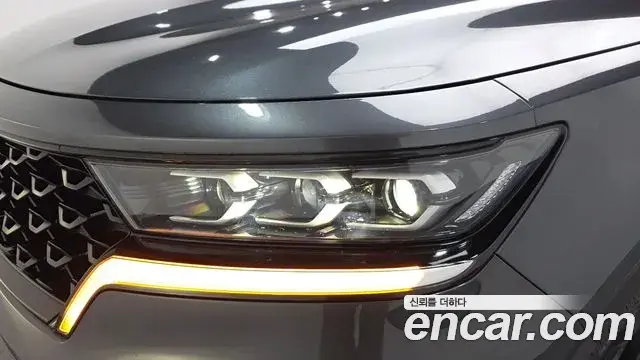 Kia Sorento 2021 — ფოტო 30/33