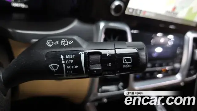 Kia Sorento 2021 — ფოტო 17/33