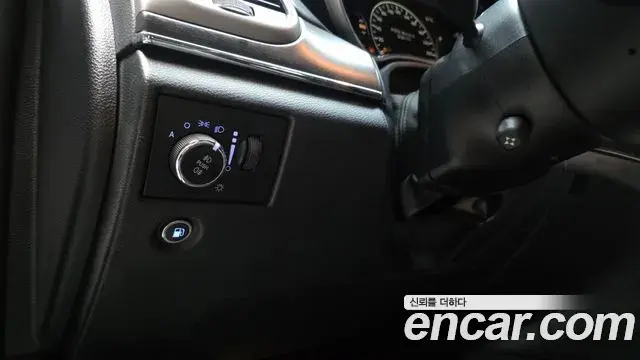 Jeep Grand Cherokee 2018 — ფოტო 31/36