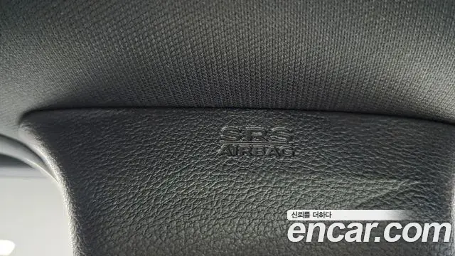 Jeep Grand Cherokee 2018 — ფოტო 22/36
