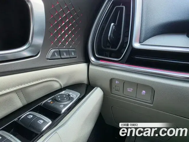 Kia Sorento 2023 — Фото 11/20