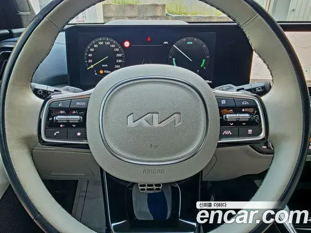 Kia Sorento 2023 — Фото 12/20