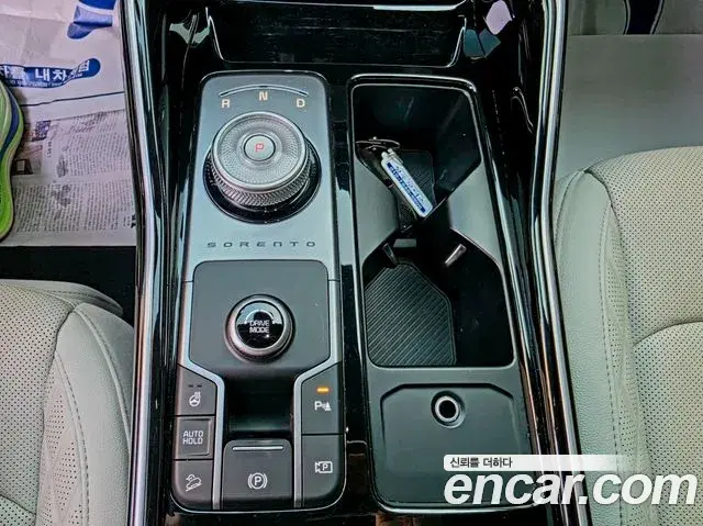 Kia Sorento 2023 — Фото 18/20