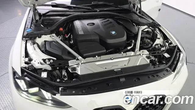 BMW 4 Series 2025 — Фото 6/20