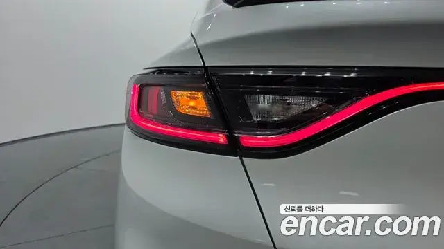 Renault Samsung Arkana 2025 — ფოტო 28/32