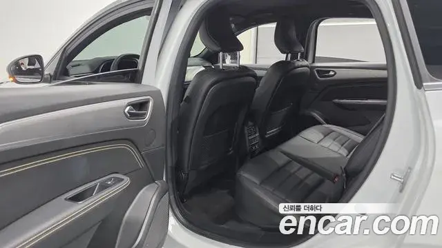 Renault Samsung Arkana 2025 — ფოტო 16/32