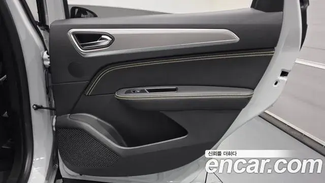 Renault Samsung Arkana 2025 — ფოტო 15/32