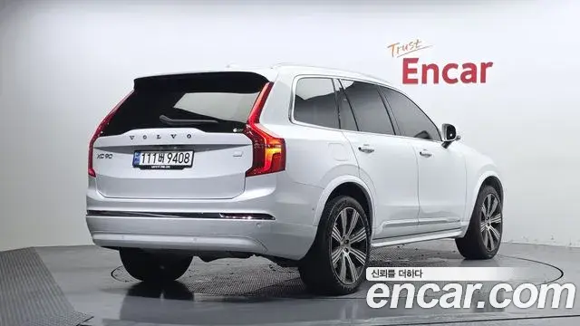 Volvo XC90 2023 — ფოტო 12/20