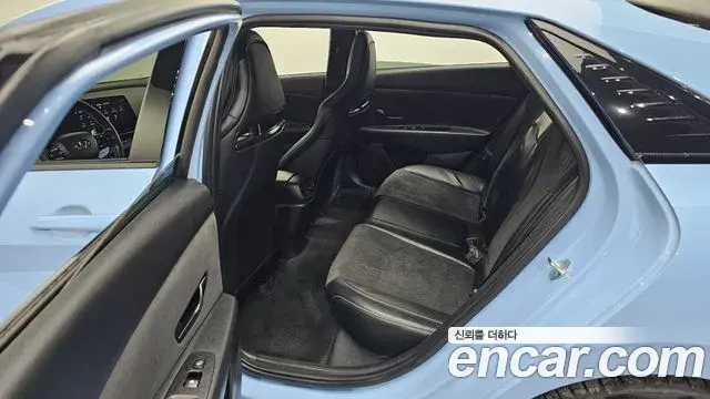 Hyundai The New Avante Hybrid 2022 — ფოტო 9/20