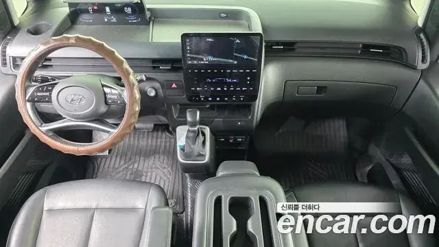 Hyundai Staria 2021 — Фото 7/20