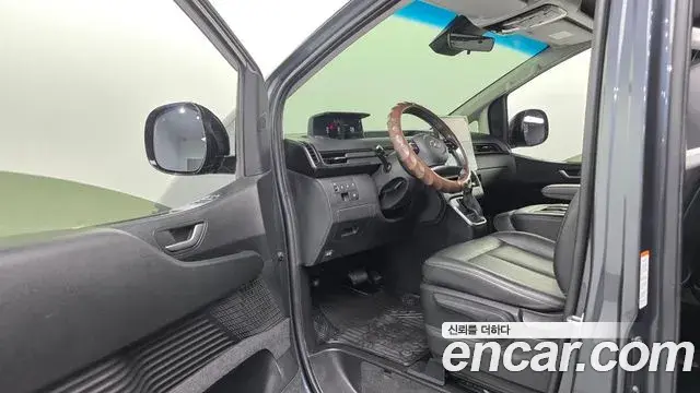 Hyundai Staria 2021 — Фото 11/20