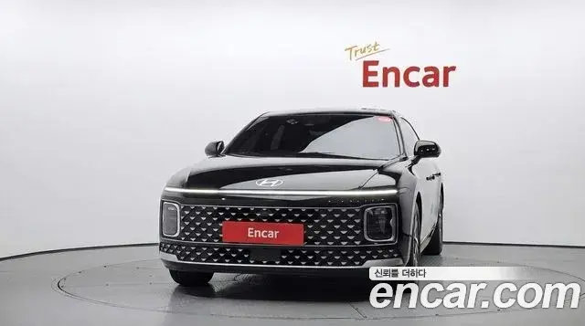 Hyundai Grandeur Hybrid 2023 — ფოტო 7/20