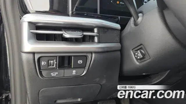 Hyundai Grandeur Hybrid 2023 — ფოტო 10/20
