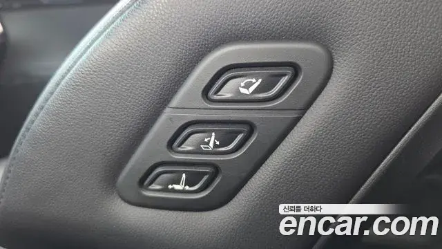 Hyundai Grandeur Hybrid 2023 — ფოტო 14/20