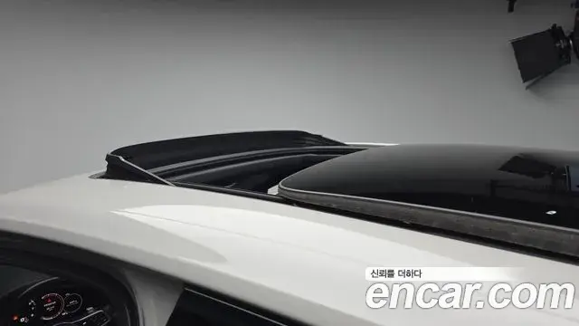 Porsche Cayenne 2022 — ფოტო 3/35
