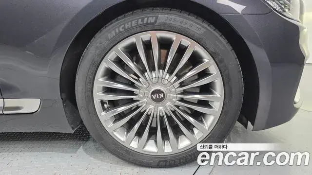 Kia The K9 2019 — Şəkil 17/34