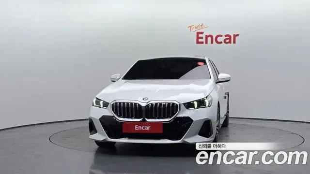 BMW 5 Series 2025 — ფოტო 5/36
