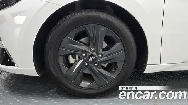 Hyundai Avante 2022 — Фото 5/20