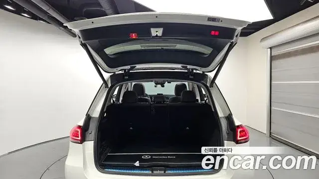 Mercedes-Benz GLE-Class 2023 — Фото 20/20