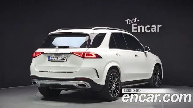 Mercedes-Benz GLE-Class 2023 — Фото 1/20