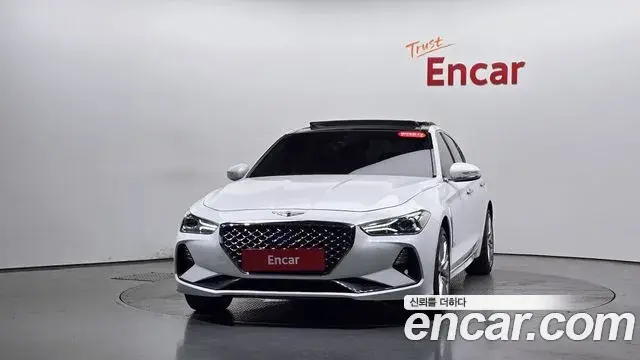 Genesis G70 2019 — Photo 22/35