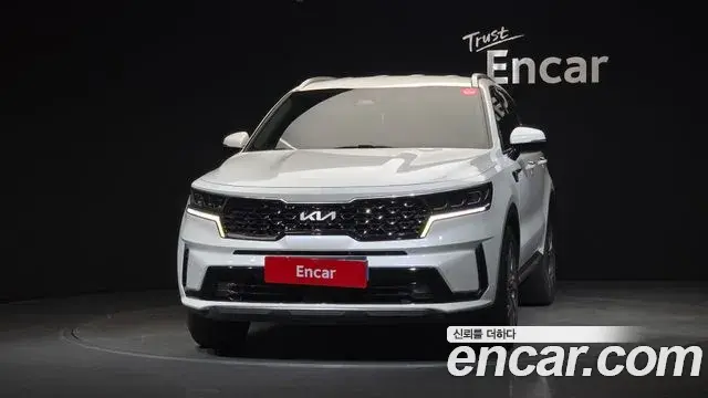 Kia Sorento 2023 — Фото 3/20