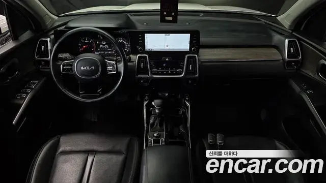Kia Sorento 2023 — Фото 7/20