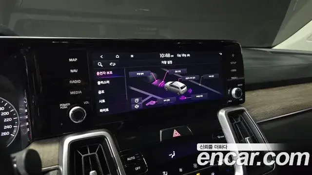 Kia Sorento 2023 — Фото 16/20