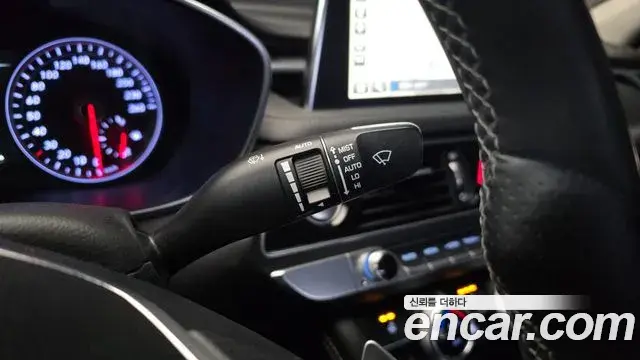 Genesis G70 2018 — ფოტო 4/32