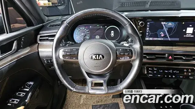 Kia K5 2020 — Фото 14/20