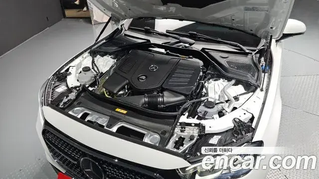 Mercedes-Benz E-Class 2025 — Фото 5/20