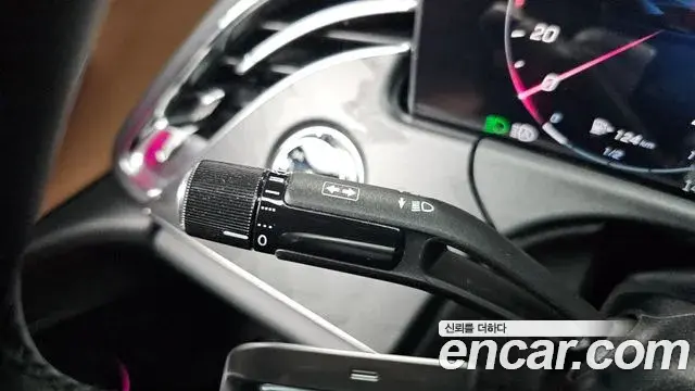 Mercedes-Benz E-Class 2025 — ფოტო 3/32