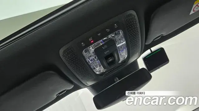 Mercedes-Benz EQB 2025 — ფოტო 12/17