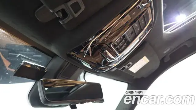 Jeep Grand Cherokee 2022 — ფოტო 10/33